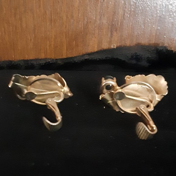 STAR BRAND CLIP EARRINGS/VINTAGE - Picture 6 of 7